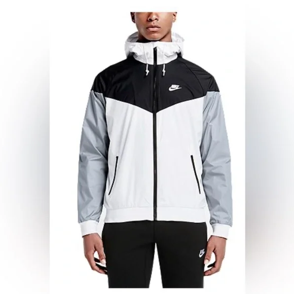Nike Windrunner jacket - Picture 2 of 6